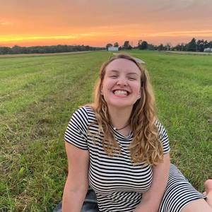 Meet your Posher, Mia